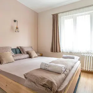 Elegant & Stylish 2 Bedroom Appartamento